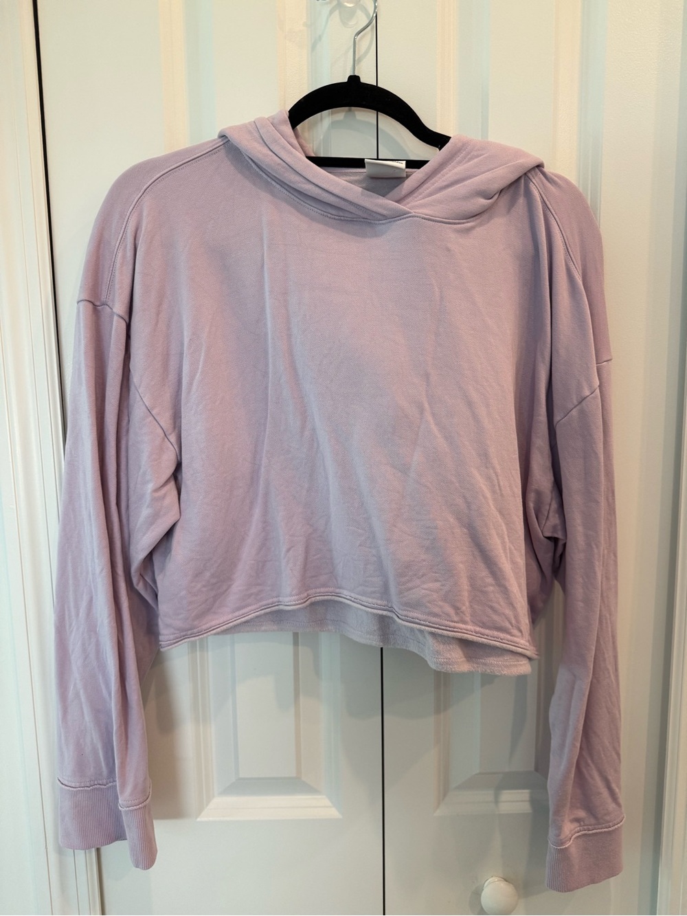 Nike Yoga Women’s Lavender Cropped Hoodie - Picture 2 of 4